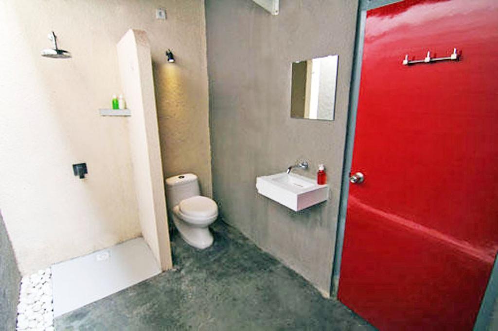 Kayun Hostel Legian Camera foto