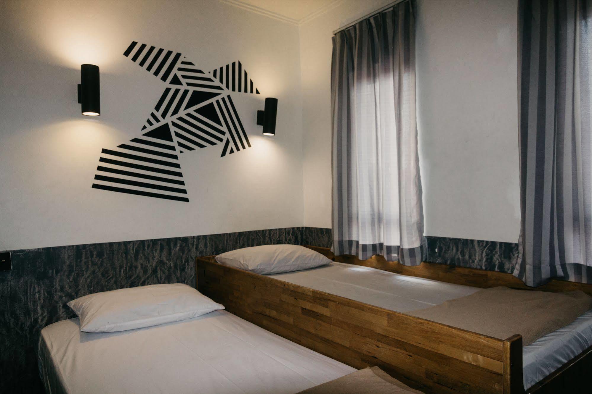 Kayun Hostel Legian Esterno foto